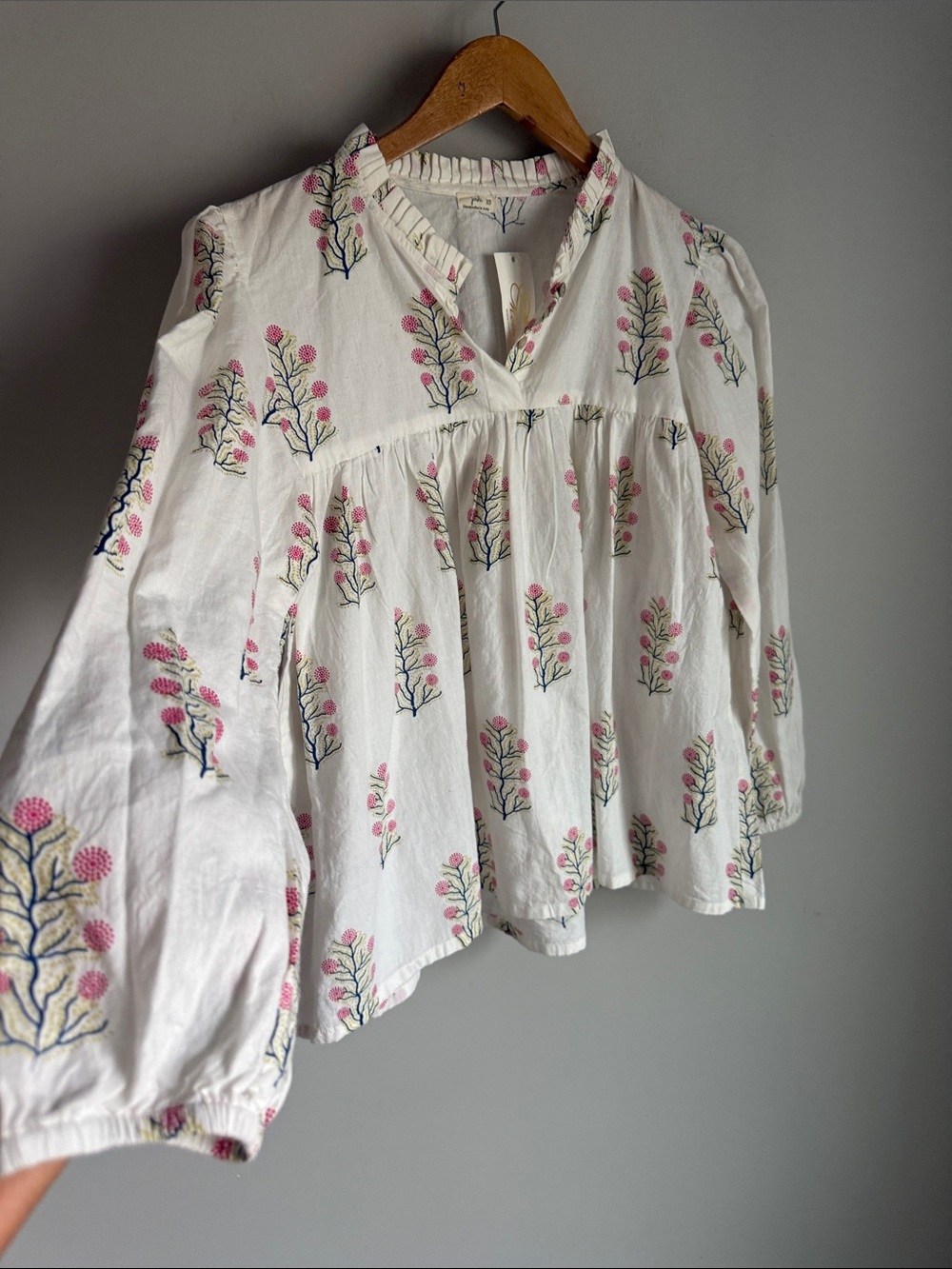 NEW Joshi Karina Pink Floral Print Peasant Blouse Boho Long Sleeve Top XS - Picture 3 of 8